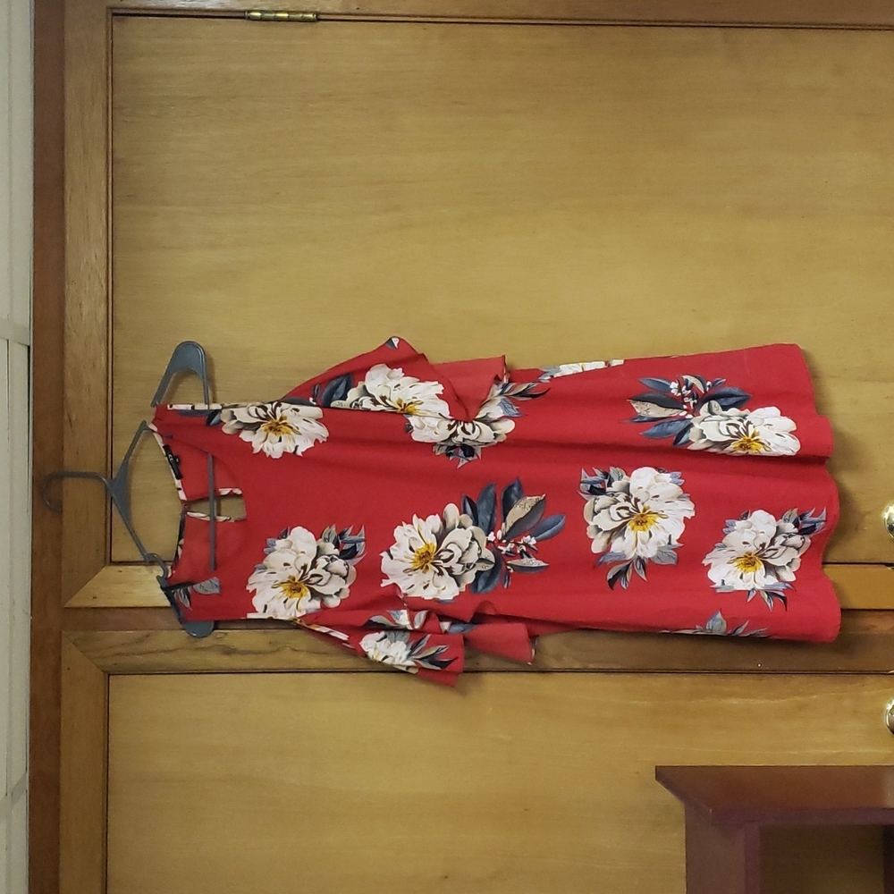 Papermoon XL Red floral midi dress with shoulder cut outs. Lightweight & fun!